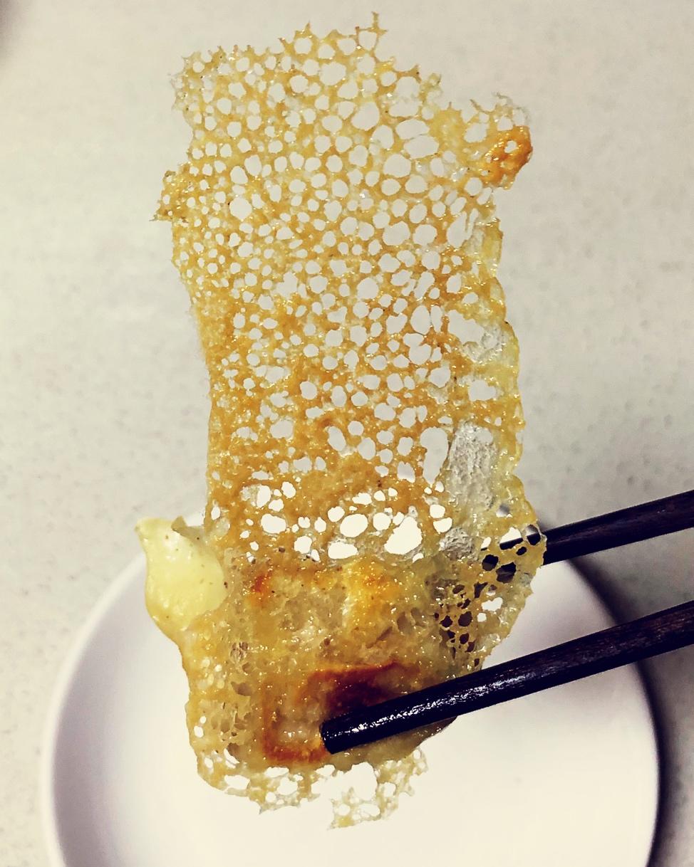 冰花蕾丝煎饺