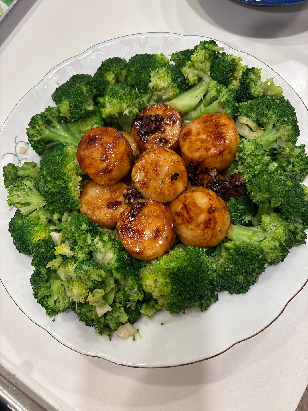 年夜饭菜单--蒜蓉西兰花炒带子，颜值高，味道好，营养满分