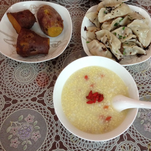 红枣桂圆小米粥