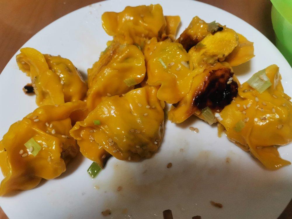 家常版快手煎饺(真的10分钟搞定)