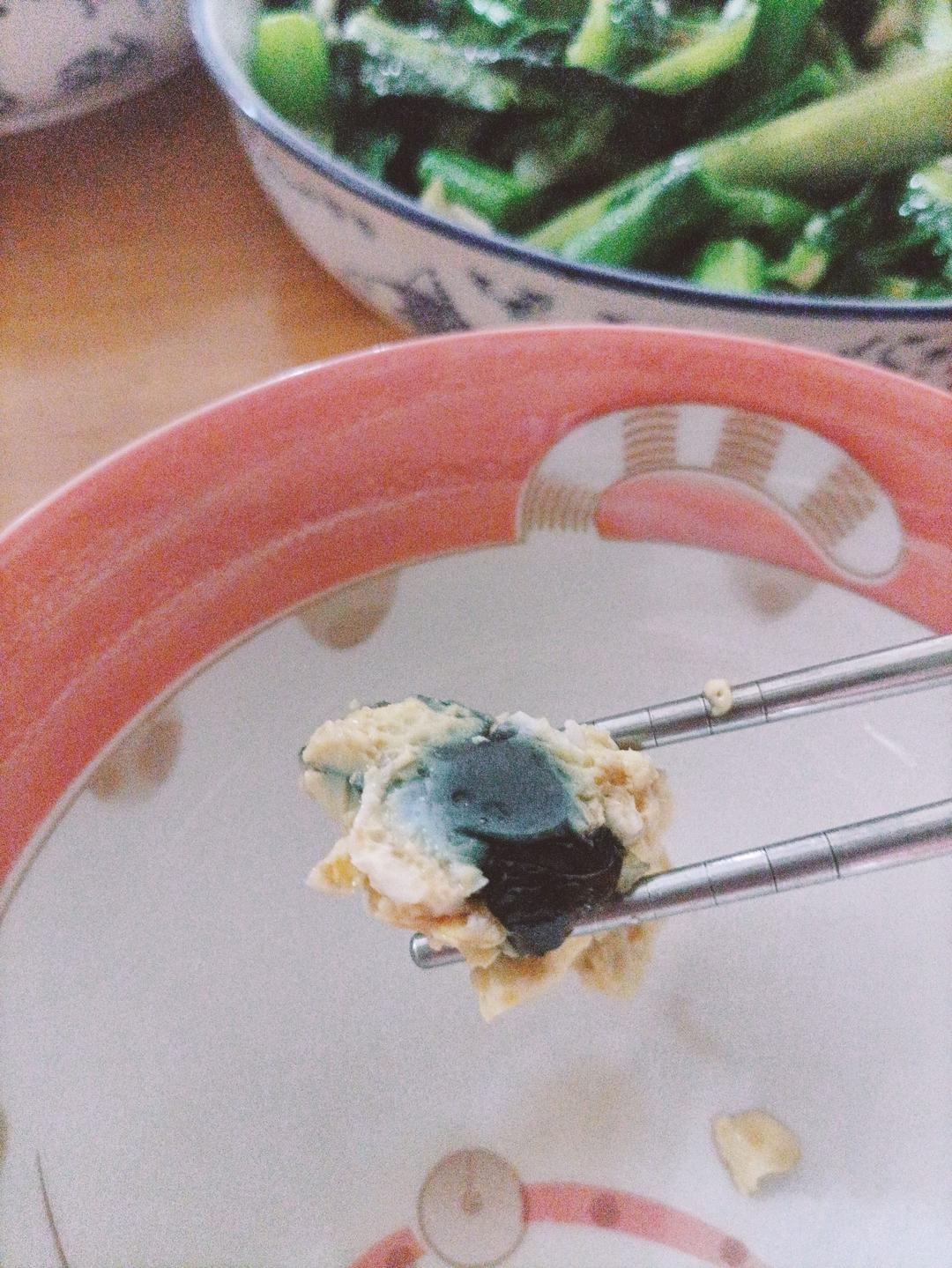 皮蛋蒸蛋