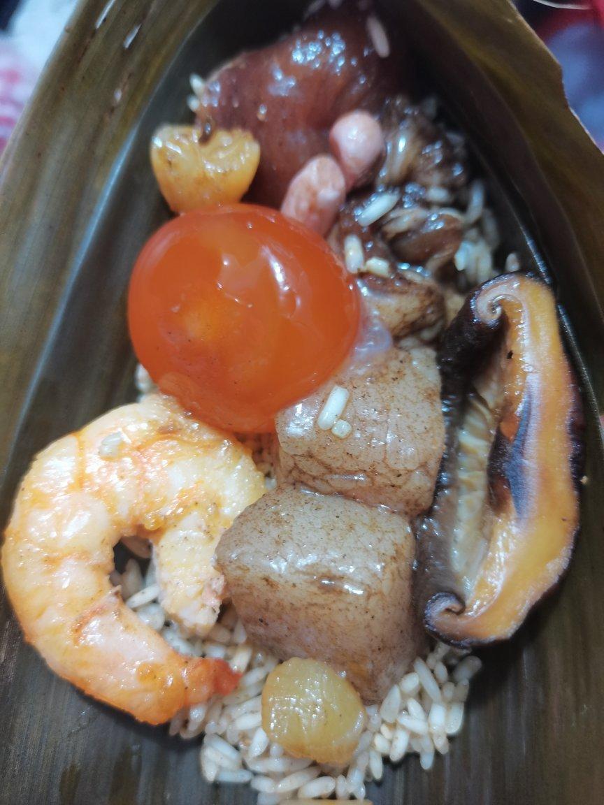 梅干菜蛋黄肉粽