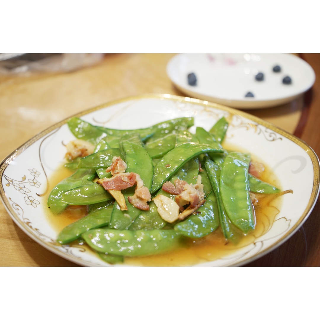 荷兰豆炒培根