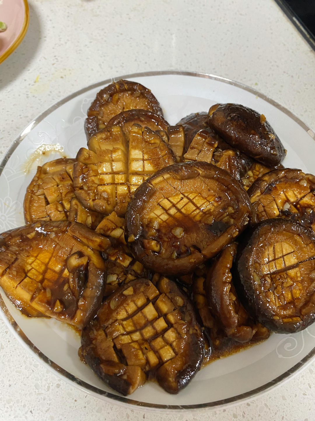 鲜嫩多汁，比鲍鱼还好吃红烧香菇