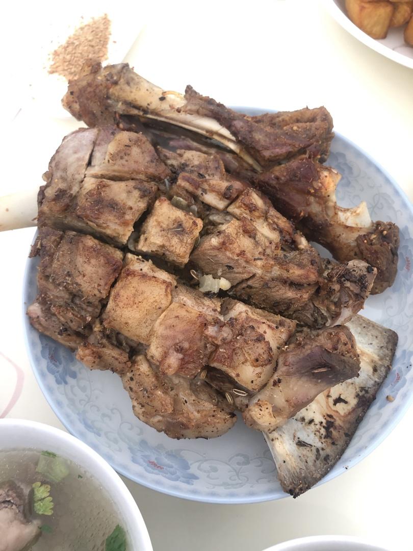 烤羊腿