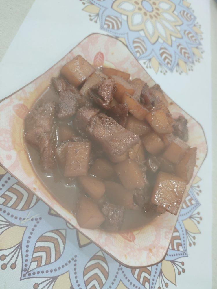 红烧肉炖土豆（丝毫不腻）