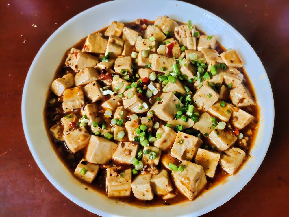 厨师长教你：“麻婆豆腐”的正宗做法，麻香味十足