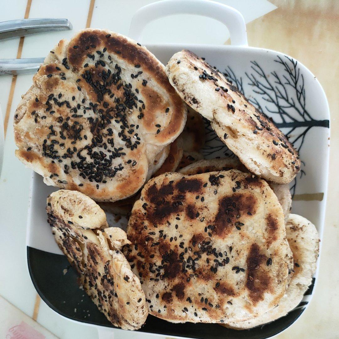 五香烧饼  酥的掉渣  两种不同的制作方法 口感完全不一样 附细节视频详解