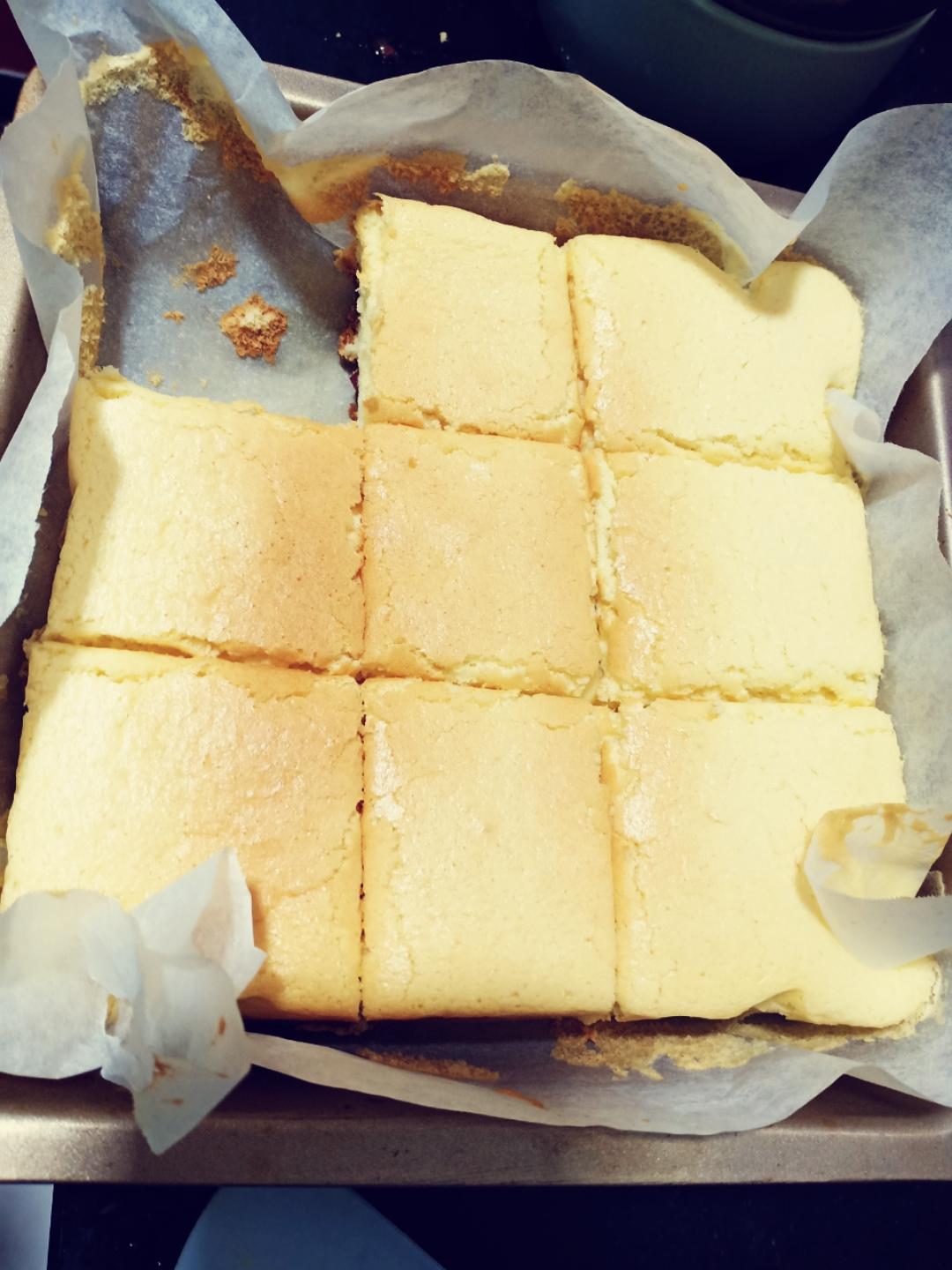 不塌不凹的纸杯戚风蛋糕