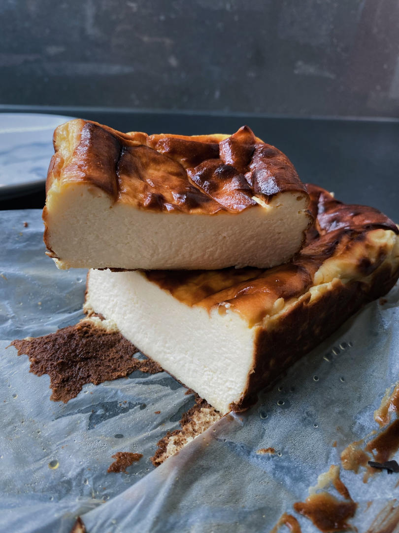 独家配方  |  小岛老师为大家重现蛋糕芝士界圣品 “西班牙圣塞巴斯蒂安芝士蛋糕”