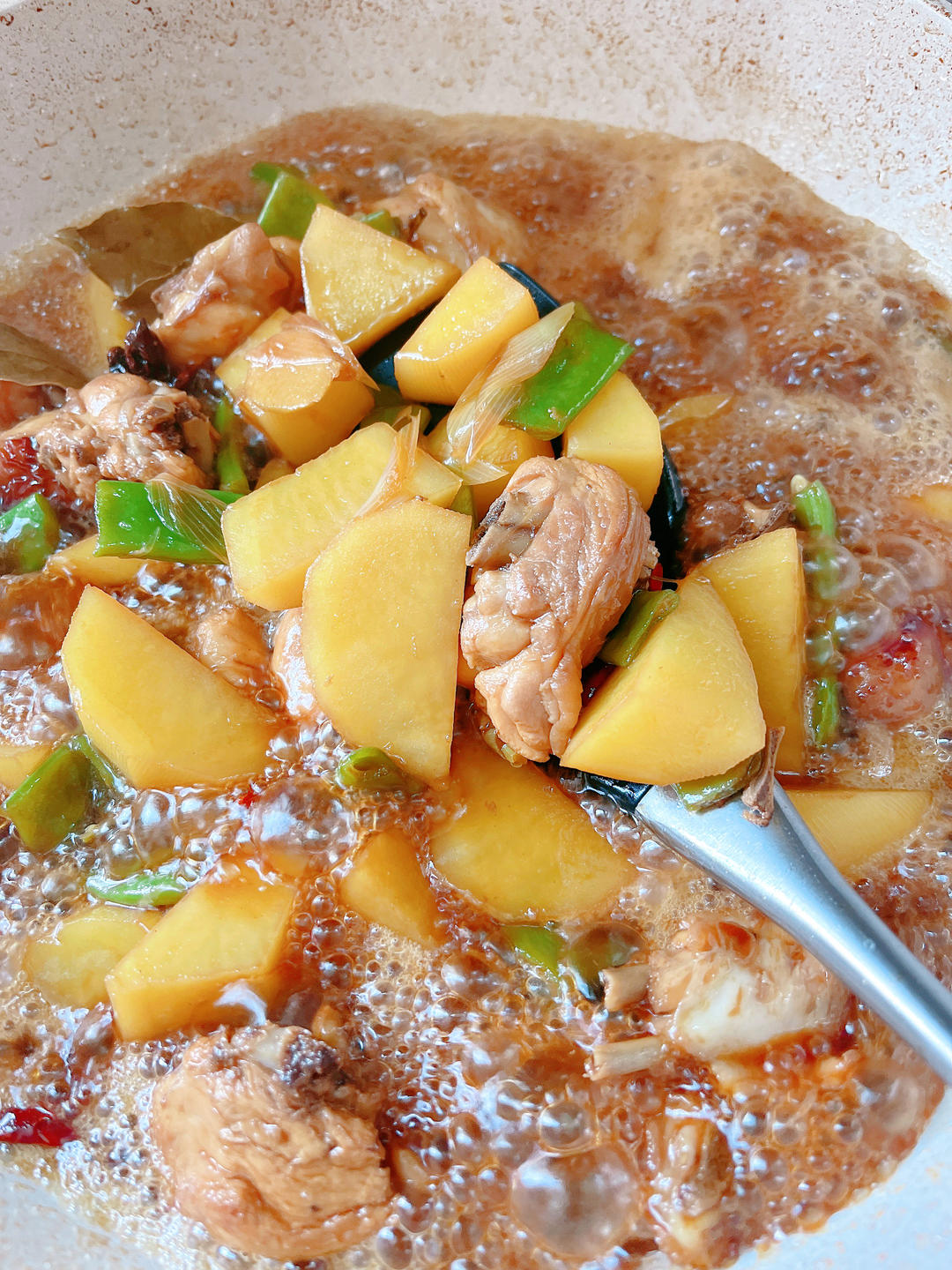 新疆大盘鸡无需争议