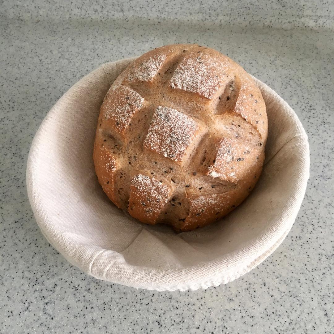 无油无糖黑芝麻软欧