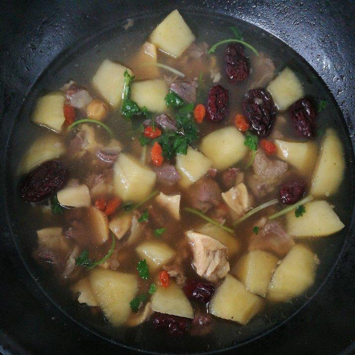 苹果炖牛腩