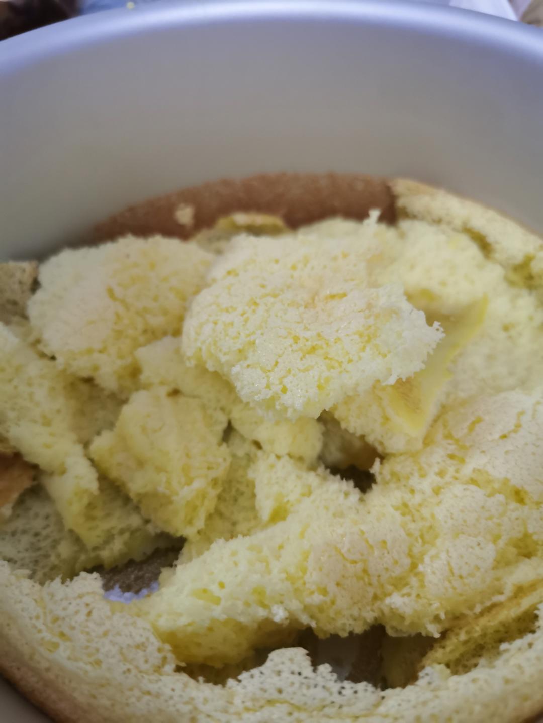 烤箱做蛋糕（戚风蛋糕的做法）