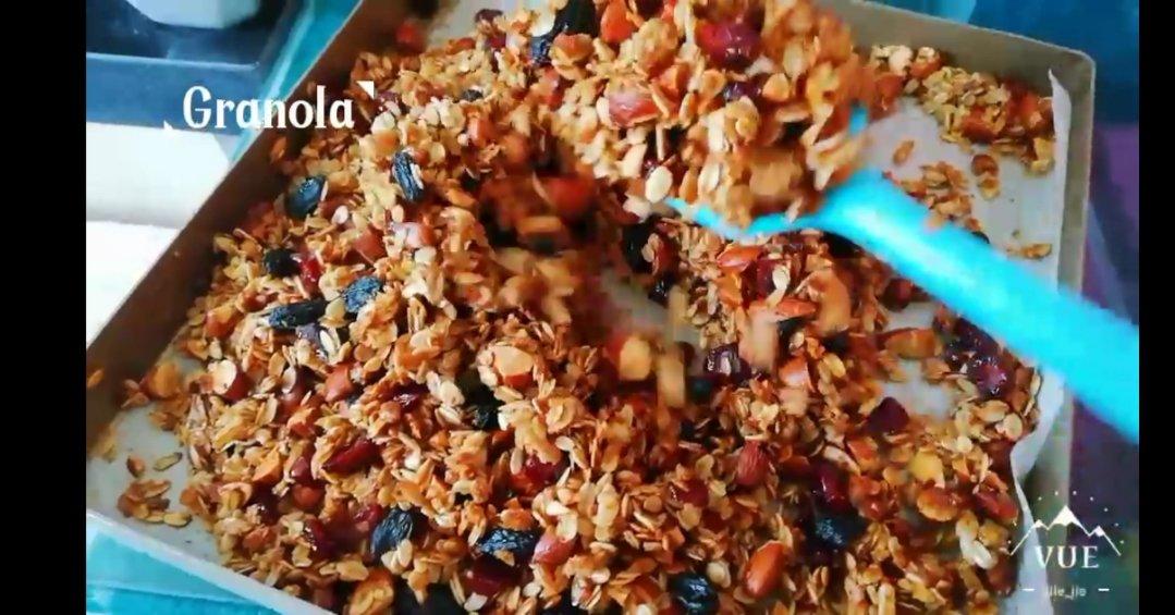 Granola（格兰诺拉麦片）