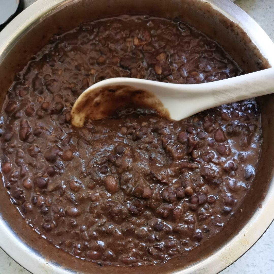 豆沙包，馅儿也自己做