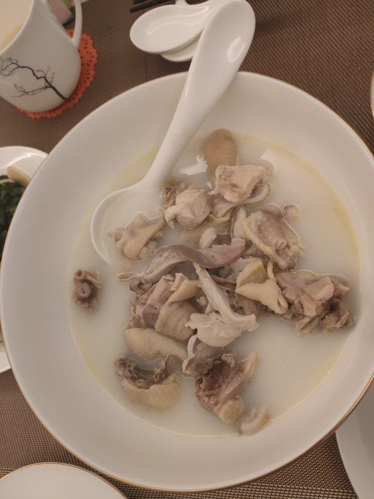 旧因缘做的猪肚鸡