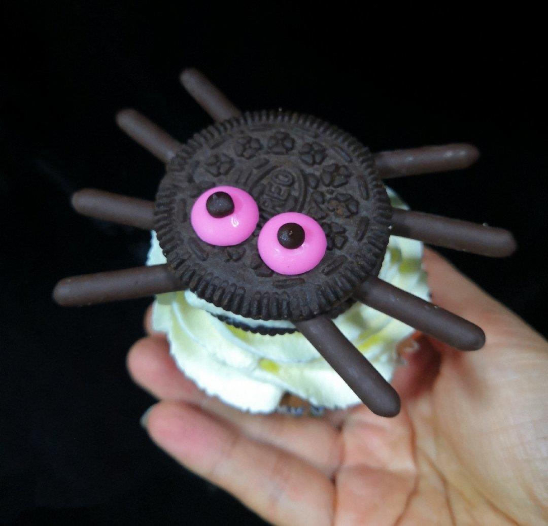 万圣节的蜘蛛杯子蛋糕 🕷️Spider cupcakes