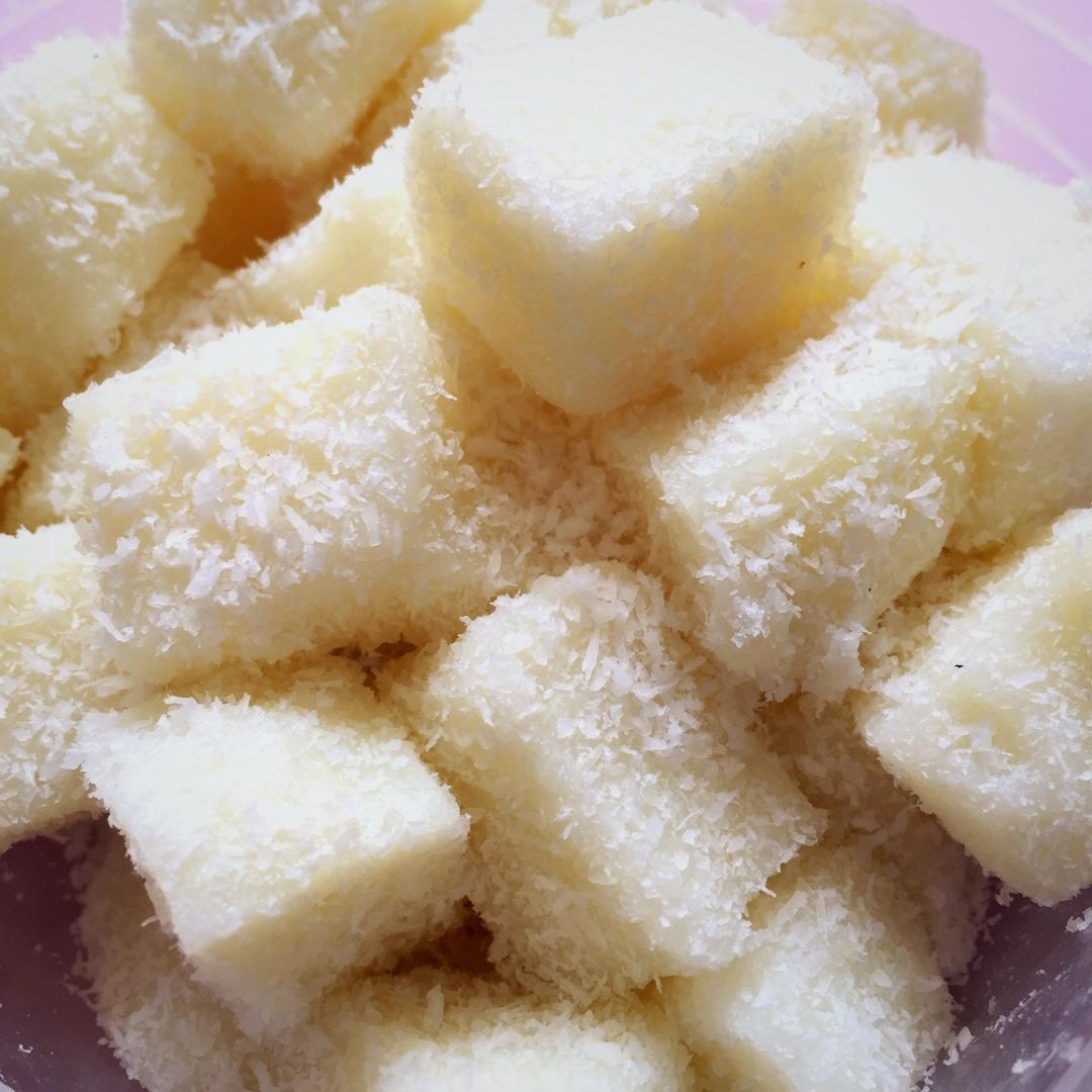 完胜85度C牛奶椰丝小方