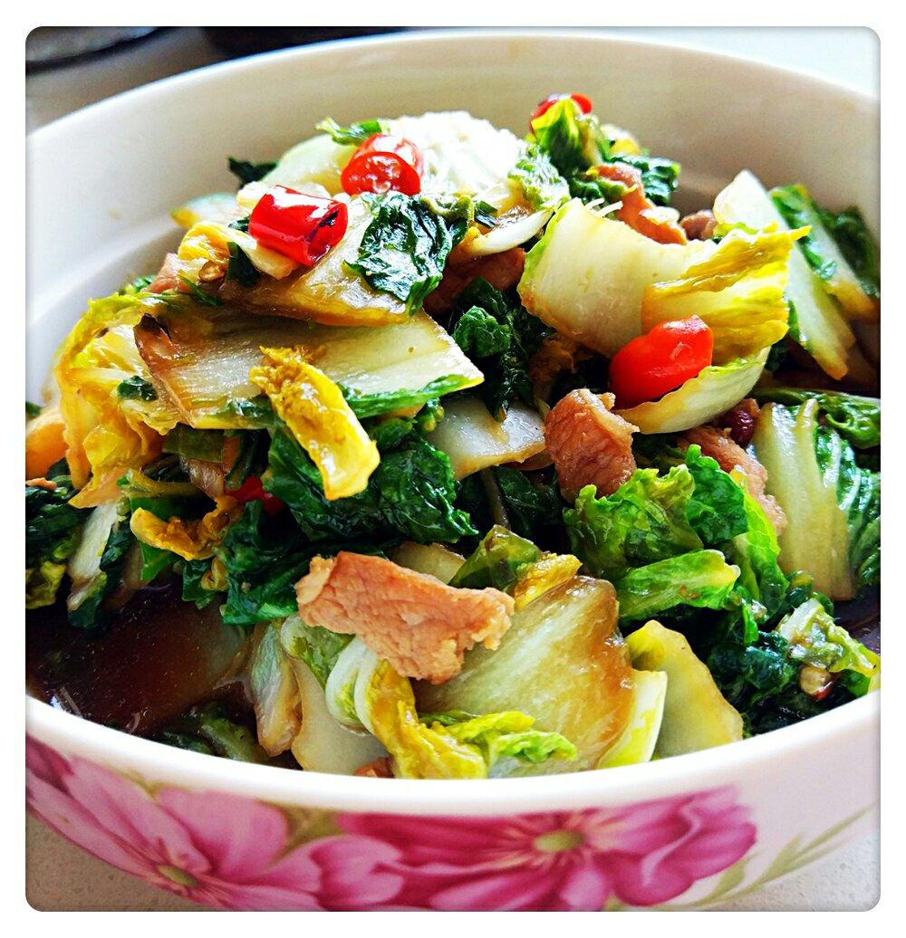 呢喃馨语做的肉炒小白菜