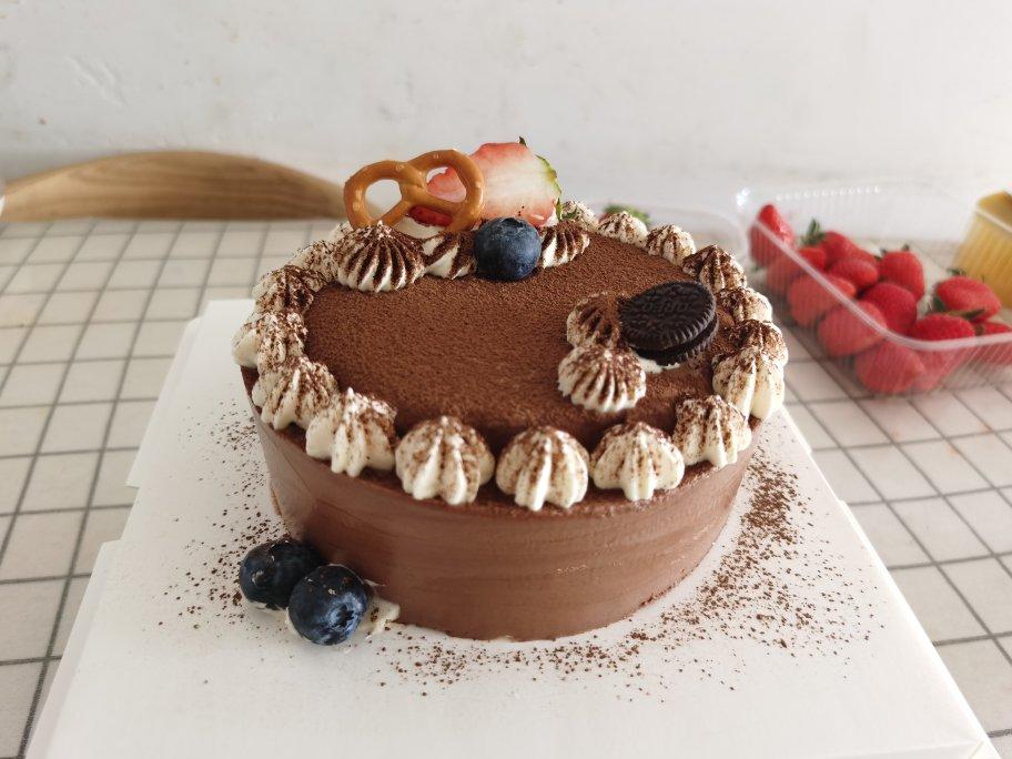 卜凉兮做的浓郁巧克力慕斯蛋糕(6寸)