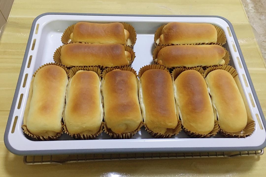 椰蓉面包卷