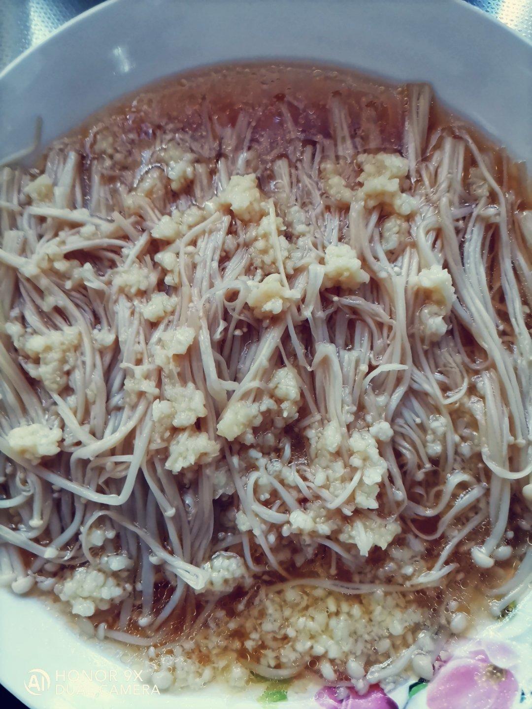 蒜蓉蒸金针菇