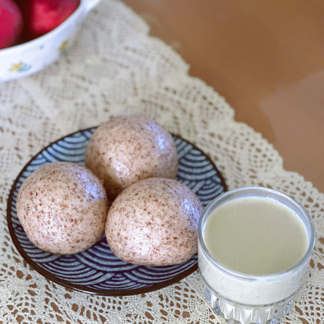 麦香浓郁的水光肌全麦馒头