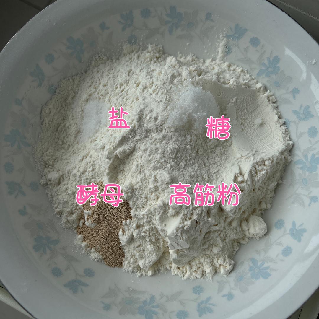 纯奶手撕吐司的做法 步骤1