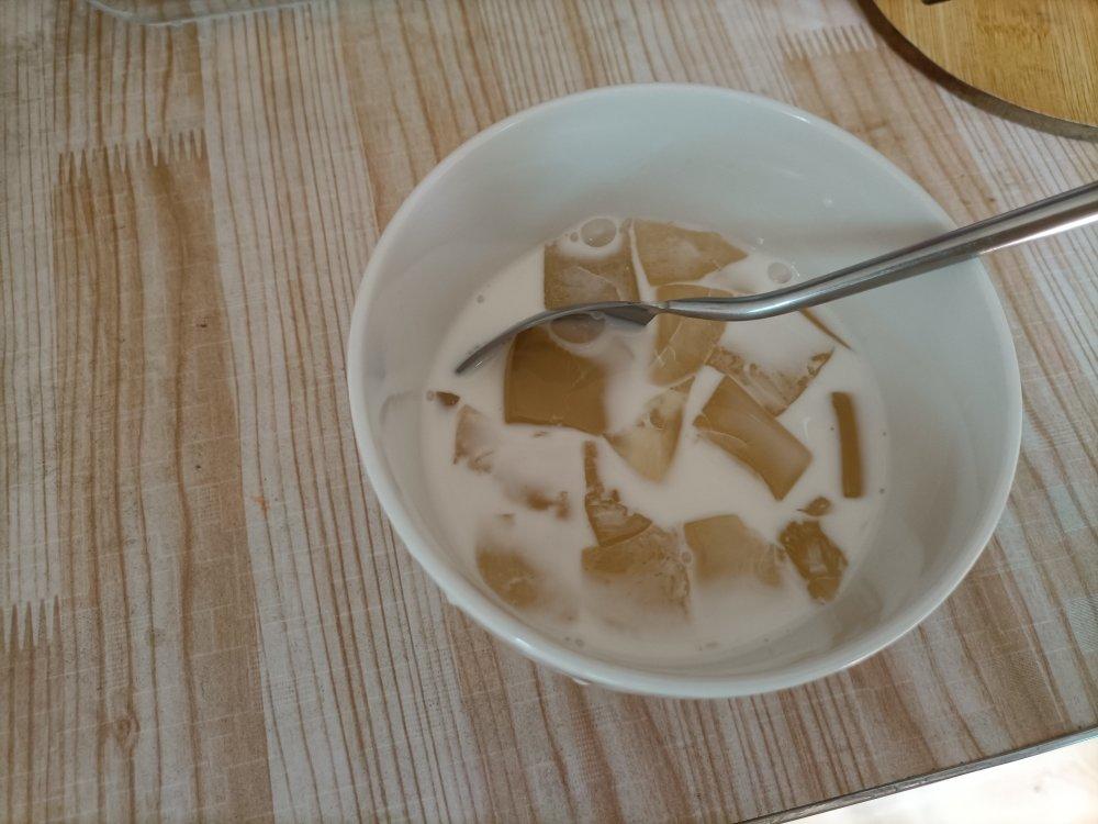 比奶茶好喝的柠檬红茶冻撞奶