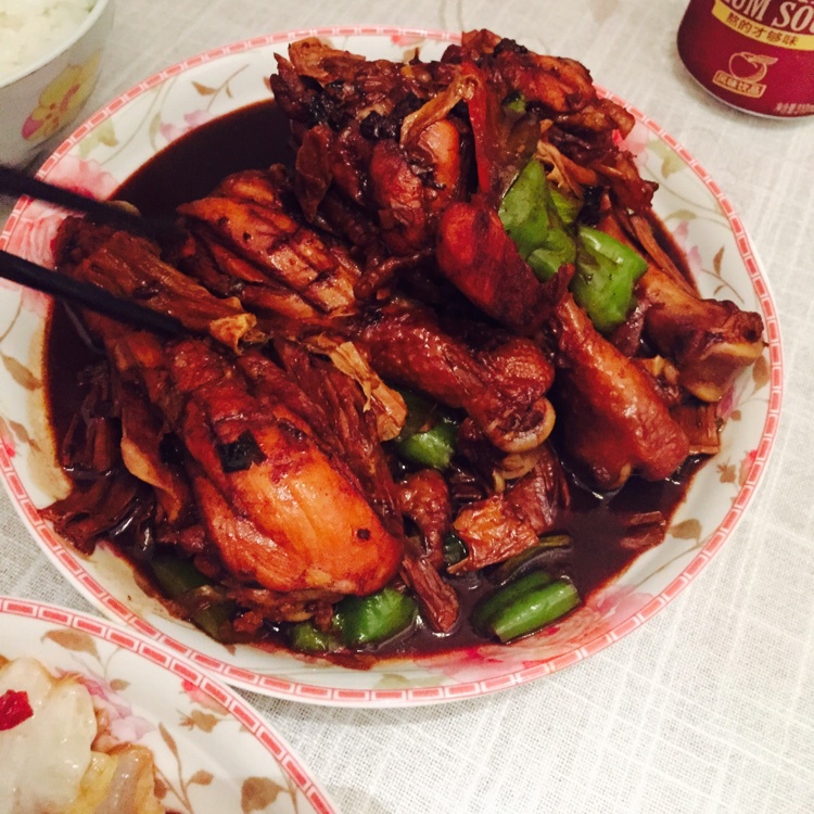 红烧鸡腿