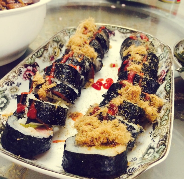 紫菜卷寿司