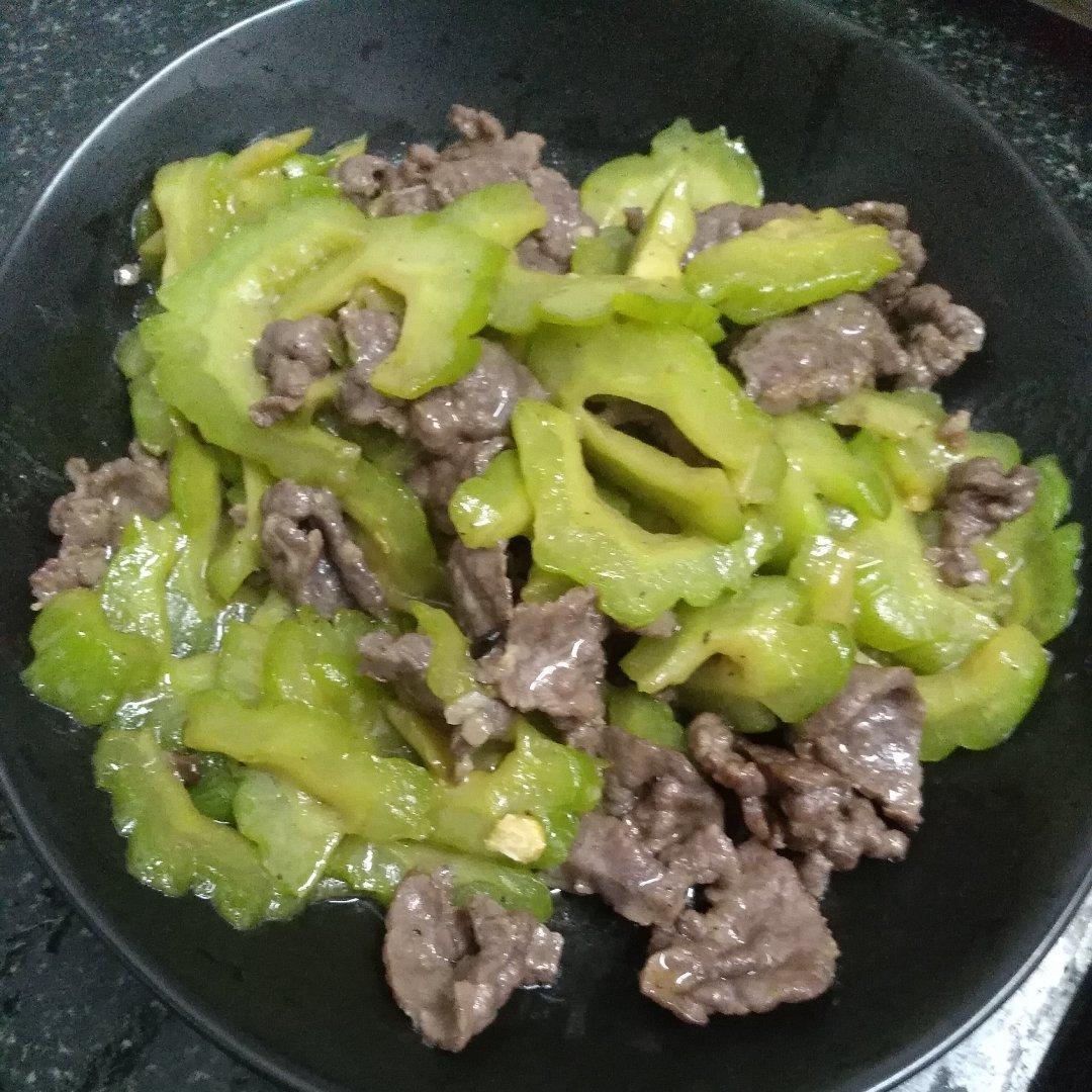 经典粤菜凉瓜牛肉