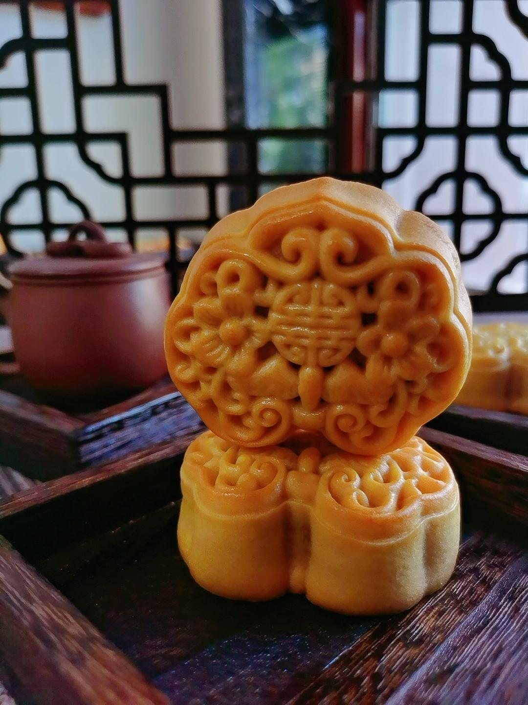 椰蓉蔓越莓月饼（不含糯米粉、淀粉）