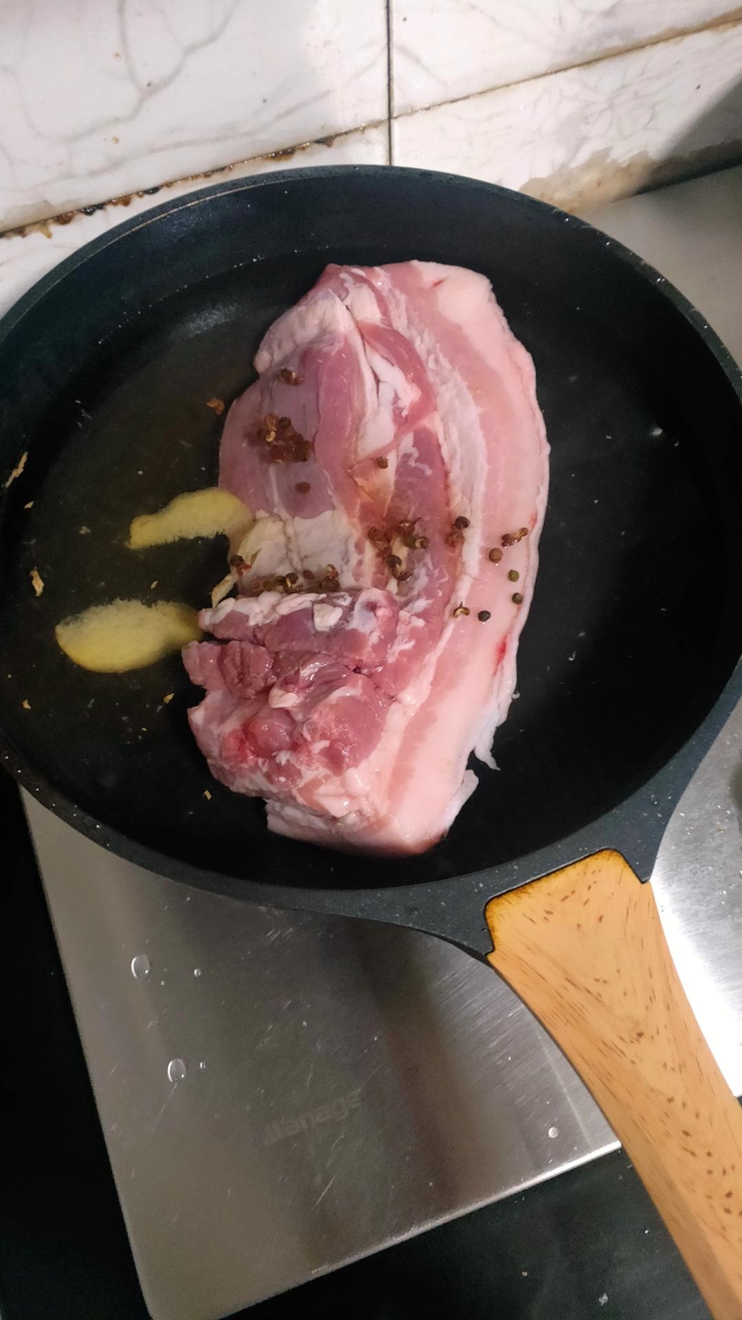 私房红烧肉 垂涎三尺软糯无比