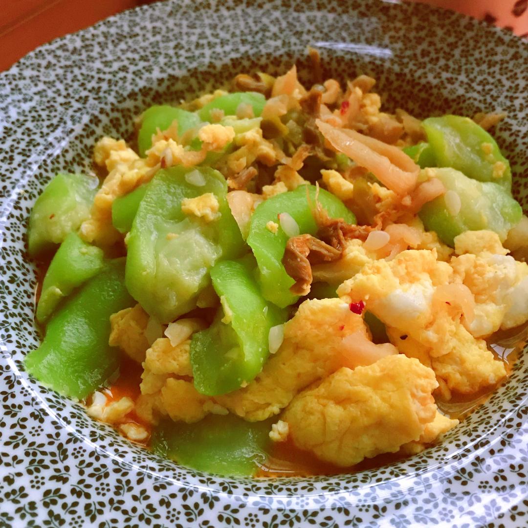 丝瓜榨菜炒鸡蛋（用料少）
