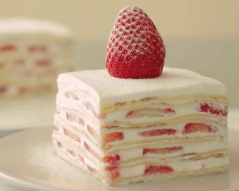 草莓千层蛋糕的做法