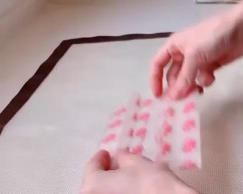自制三明治纸盒的做法