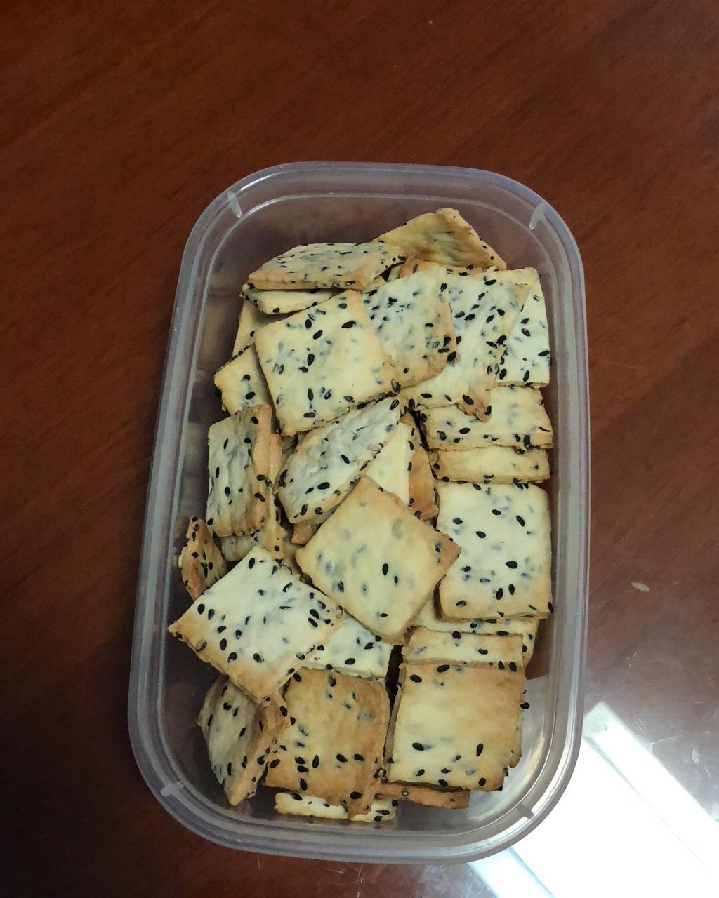 黑芝麻咸香饼干
