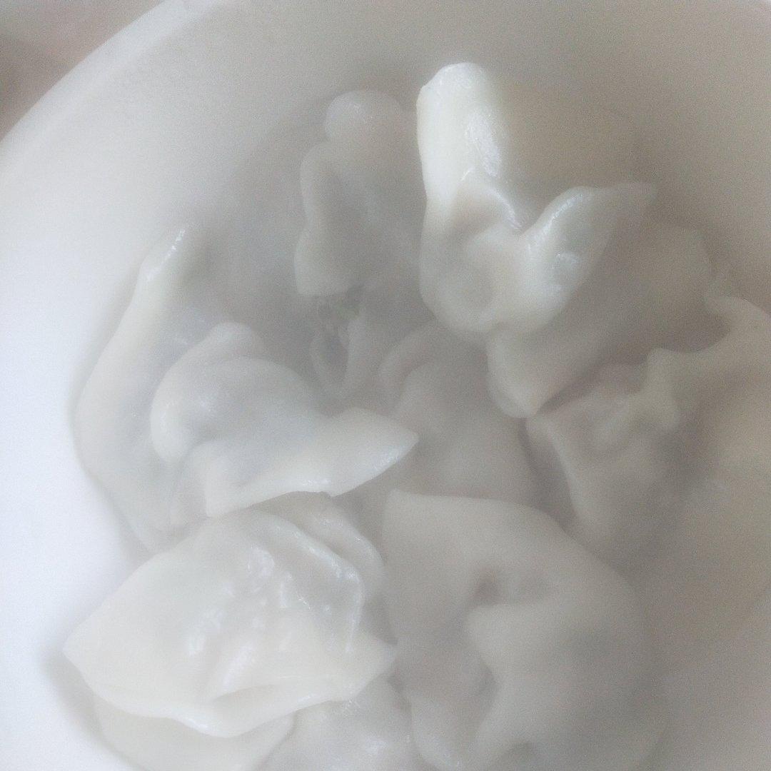 大肚饺子包法——后附视频  (胡萝卜牛肉馅儿)
