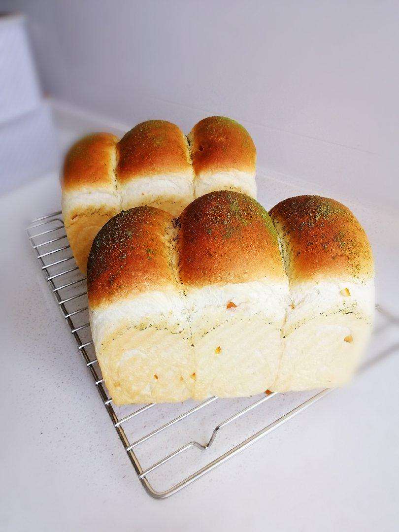 超级绵~奶白吐司