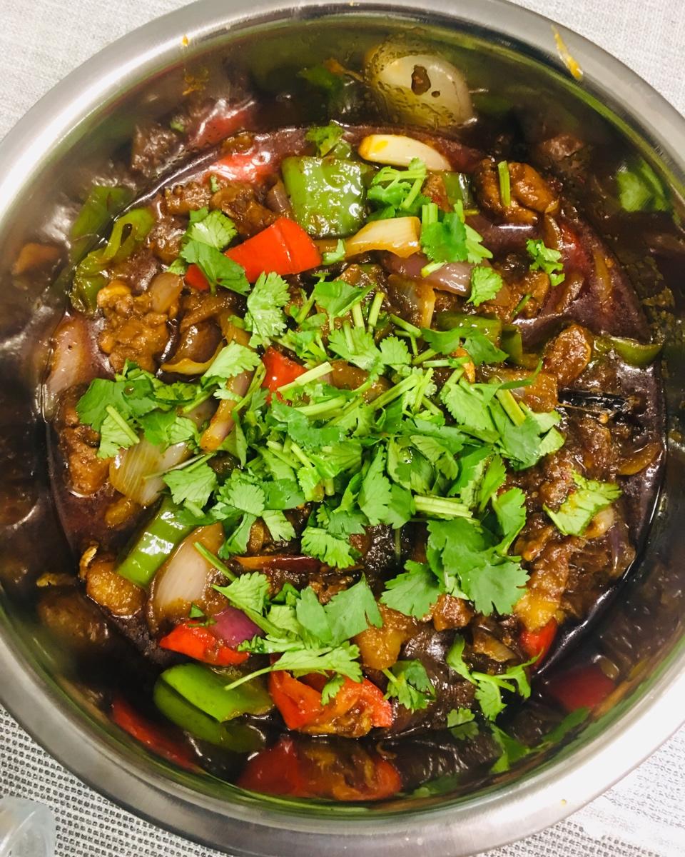 【大盘鸡】拌面最佳搭档，相信每个童鞋都喜欢吃的大盘鸡