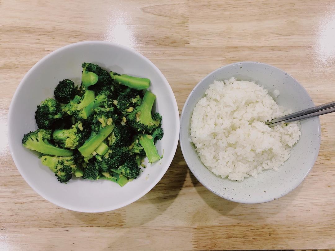 蚝油蒜蓉西兰花