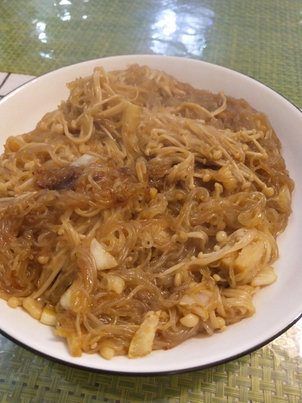 蒜蓉蒸金针菇粉丝（小心上瘾）