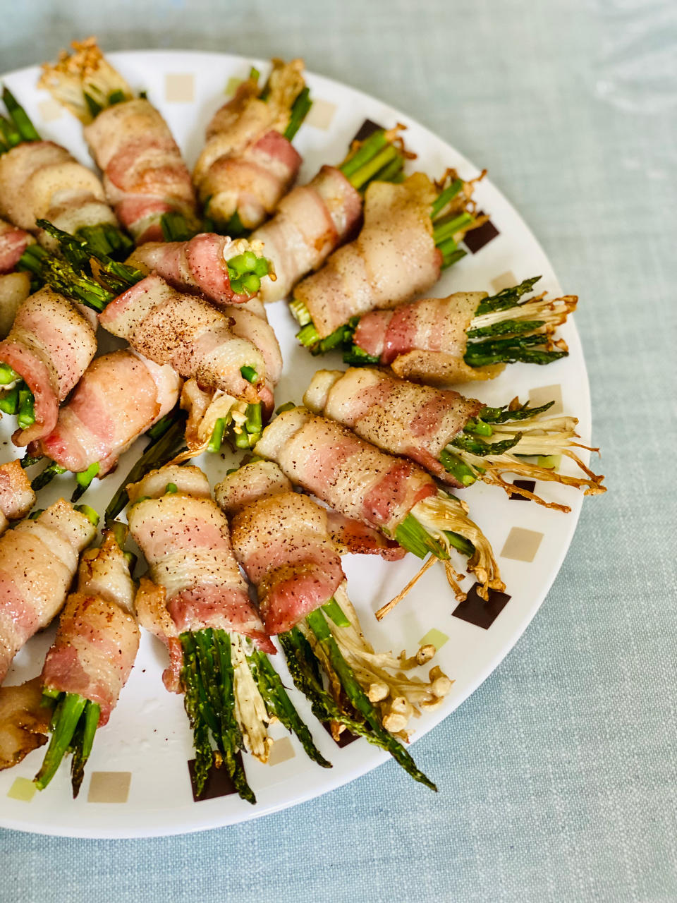 烤培根🥓金针菇卷