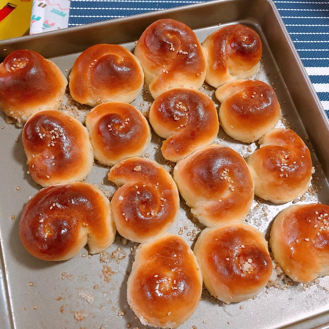 脆底蜂蜜小面包