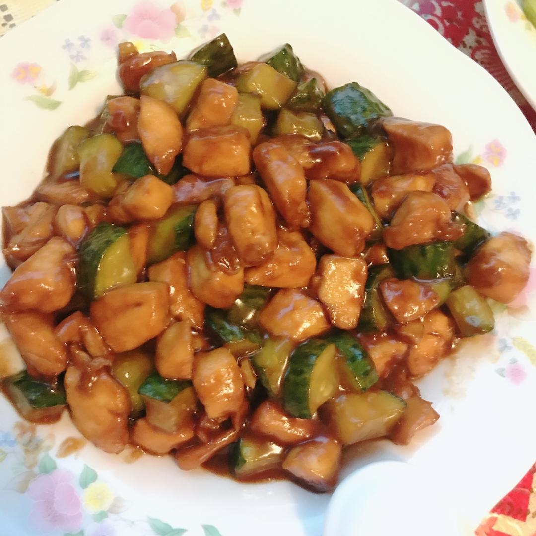 黄瓜鸡丁