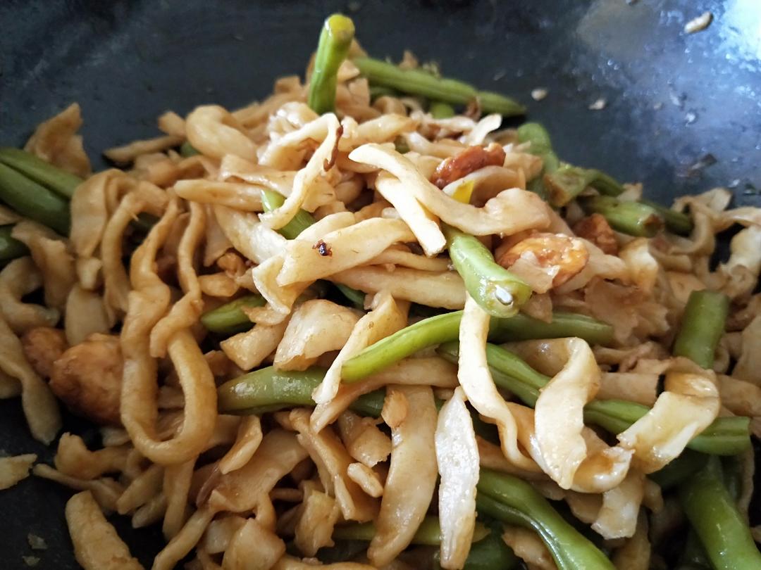 豆角焖面