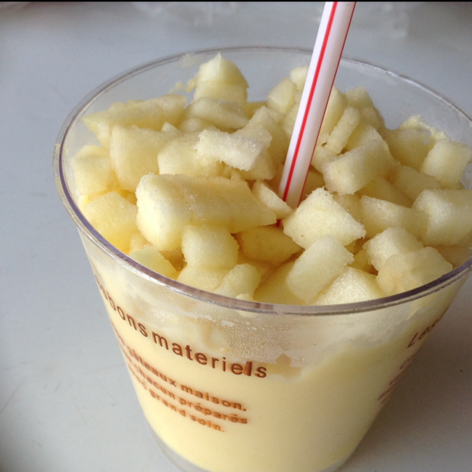 你才到碗里去┏ω74做的无奶油简单冰淇淋做法