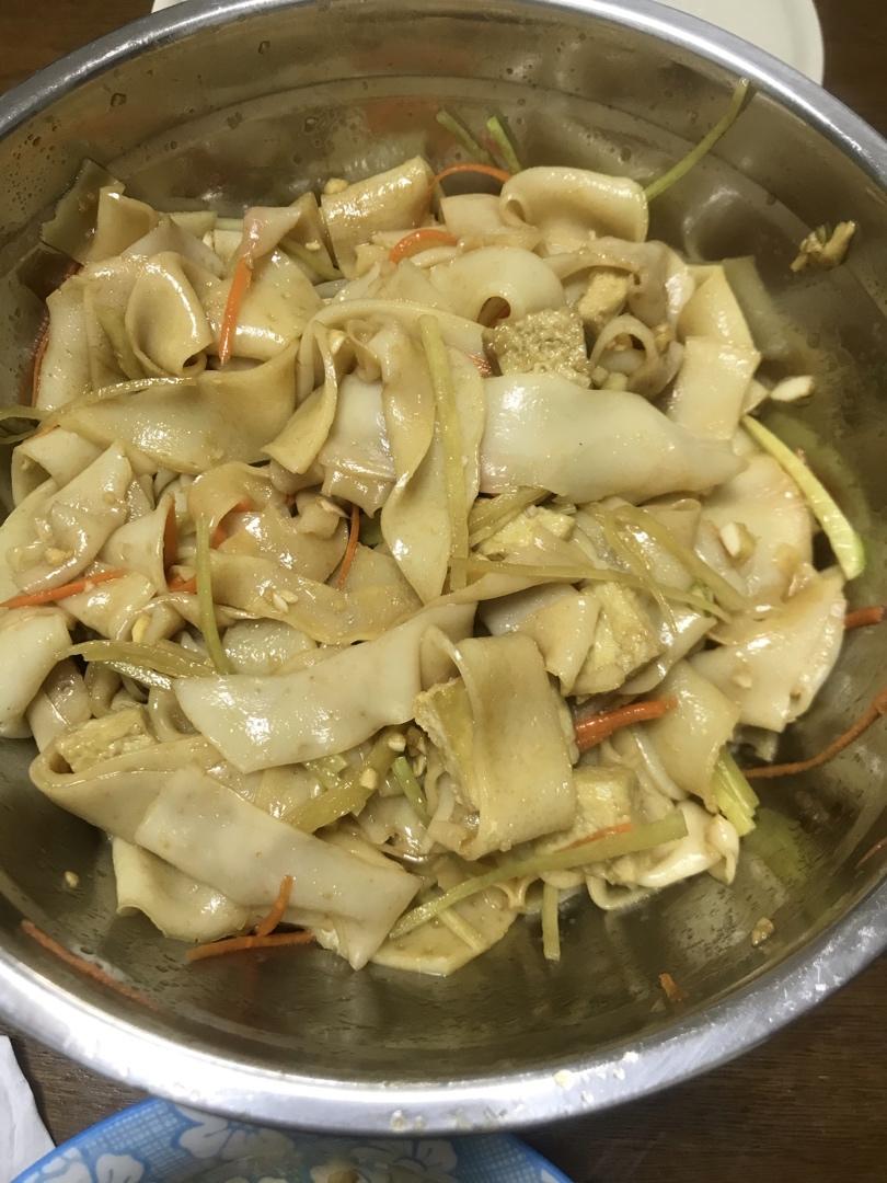 凉皮-家庭自制（告诉你自己做更劲道的秘诀）